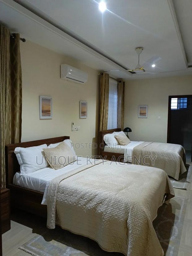 Furnished 3bdrm House in Unique Key Agency, Airport Residential Area · Photo 5