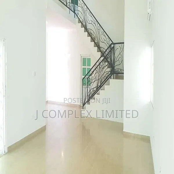 4bdrm House in Airport Residential Area for sale · Photo 1