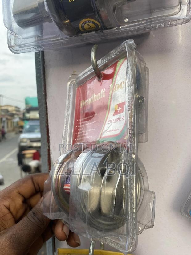 Original Dead Bolt Lock High Security · Photo 1
