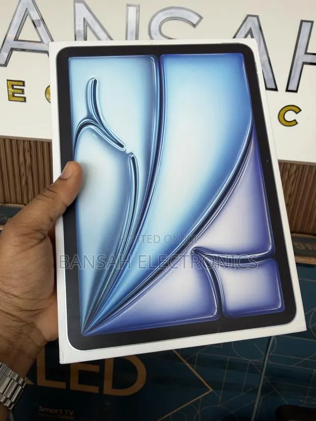 New Apple iPad Air 11 (2026) 128 GB Blue · Photo 1