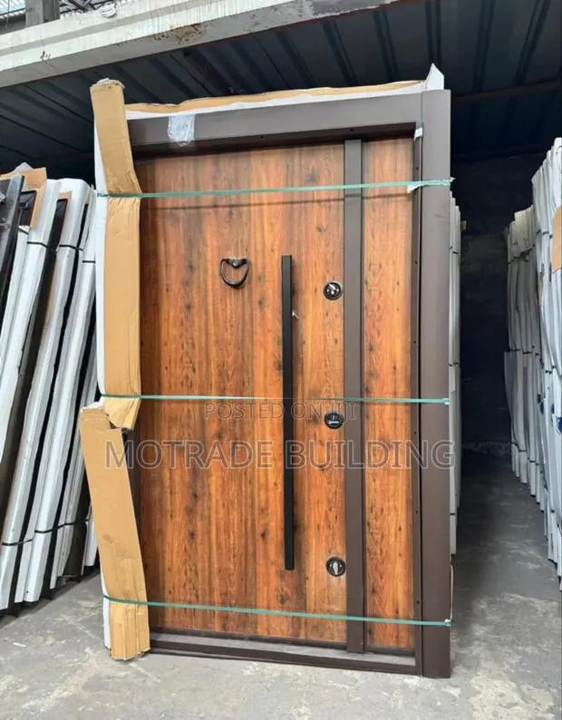 Thick Heavy Door (One & Half ) · Photo 1