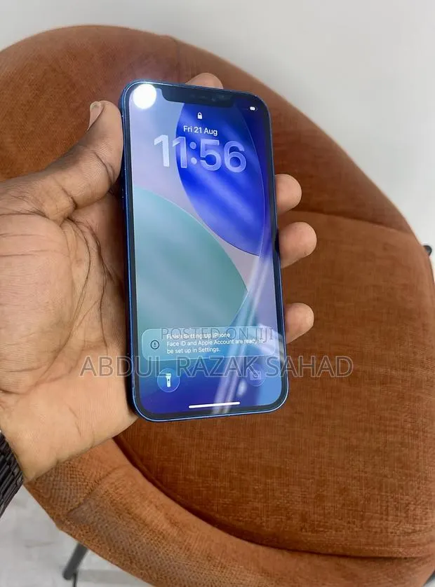 Apple iPhone 12 128 GB Blue · Photo 1