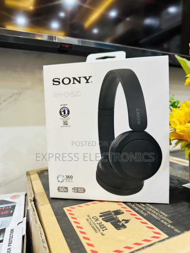 Get a New Black Sony WH-CH520 Headset · Photo 1