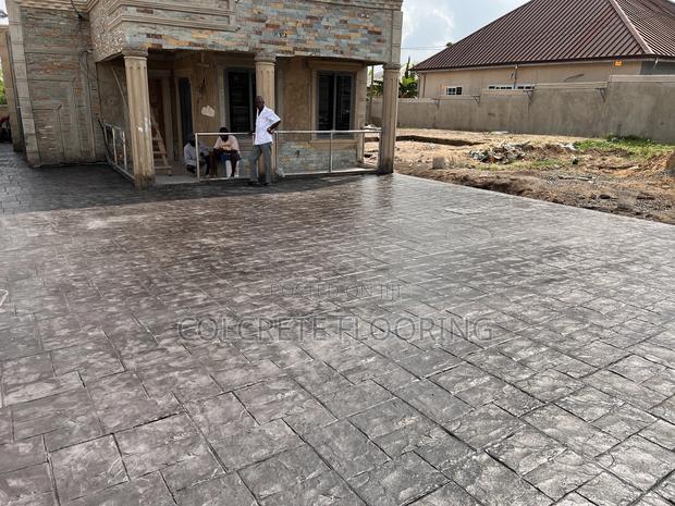 Stamped Concrete Floor Construction #0001 · Photo 7