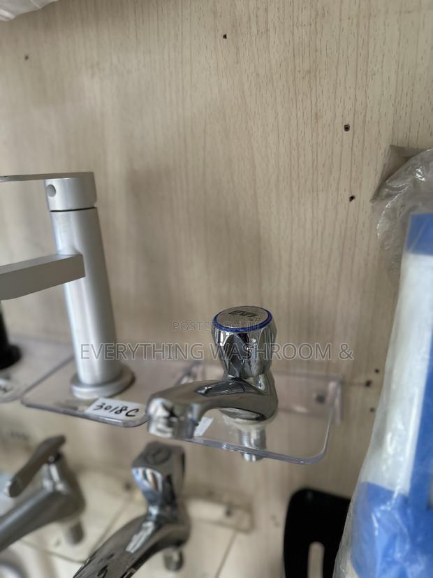 Basin Taps_taps for Handwash Basin_stainless · Photo 3