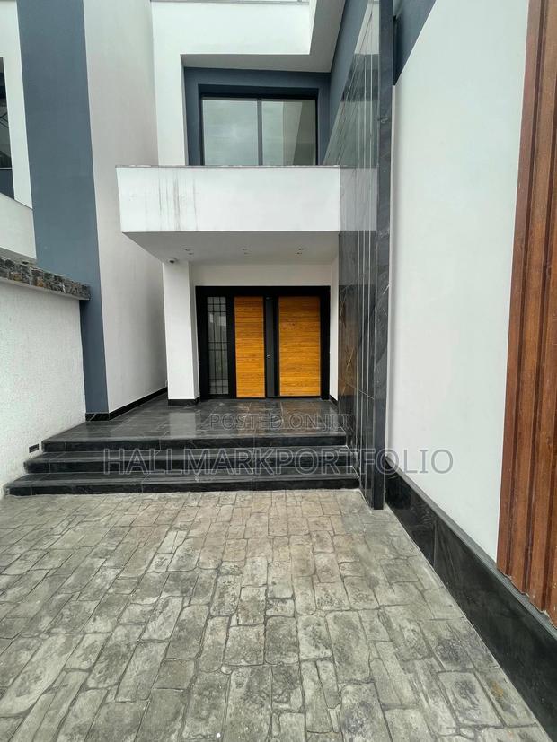 5bdrm Townhouse / Terrace in Cantonments for rent · Photo 3