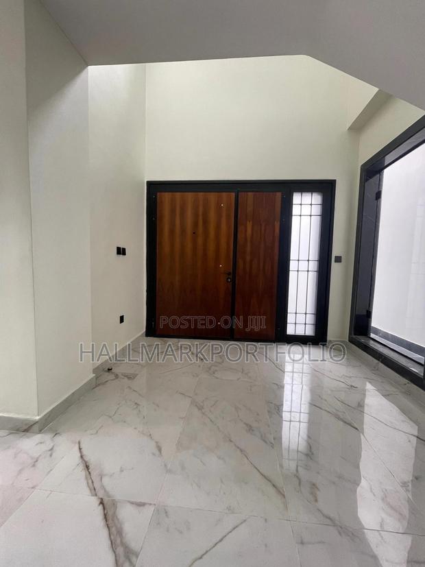 5bdrm Townhouse / Terrace in Cantonments for rent · Photo 4