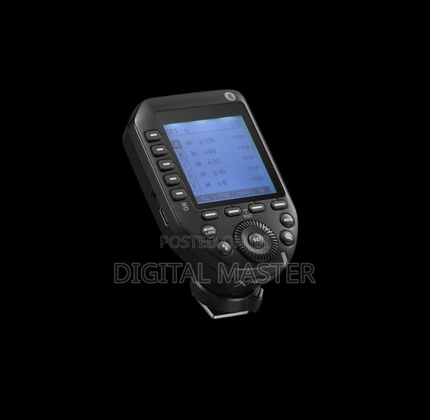 Godox Xpro II C TTL Wireless Flash Trigger for Canon Cameras · Photo 3