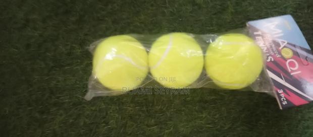 Long Tennis Balls · Photo 2
