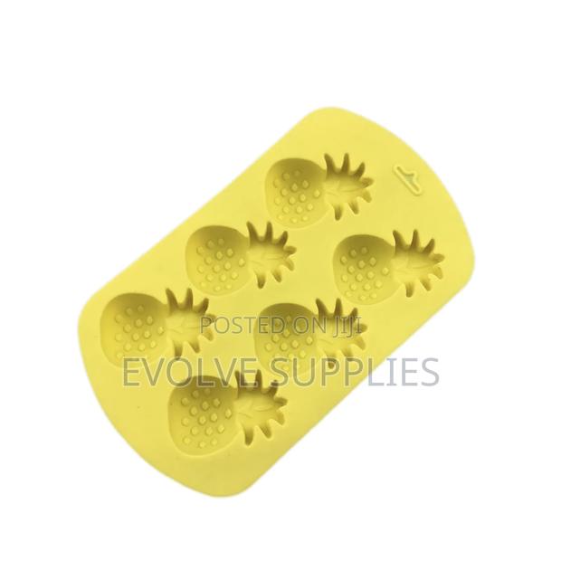 Pineapple Silicone Mould · Photo 1