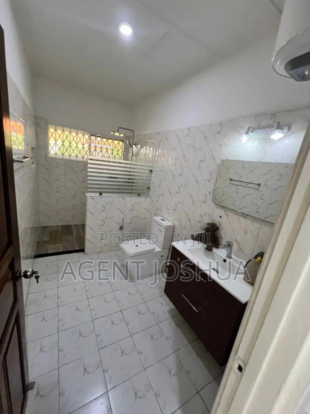 4bdrm House in Regimanuel Golden, Airport Residential Area for rent · Photo 3