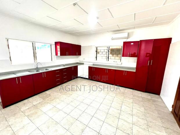 4bdrm House in Regimanuel Golden, Airport Residential Area for rent · Photo 4