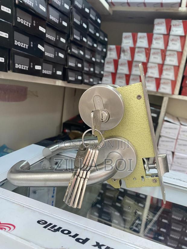 Rosette Small Lock · Photo 1