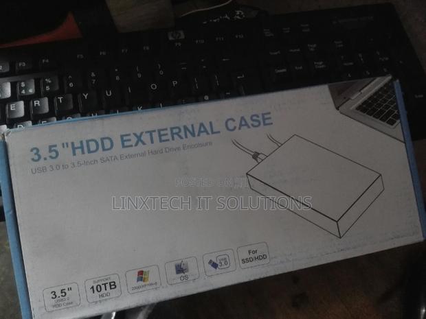 3.5 HDD Desktop External Case · Photo 2