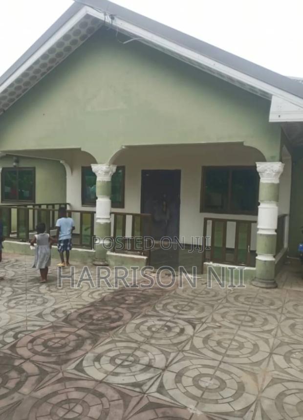 3bdrm Apartment in Kasoa, New Market for rent · Photo 7