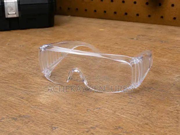 Protective Safety Goggles · Photo 1
