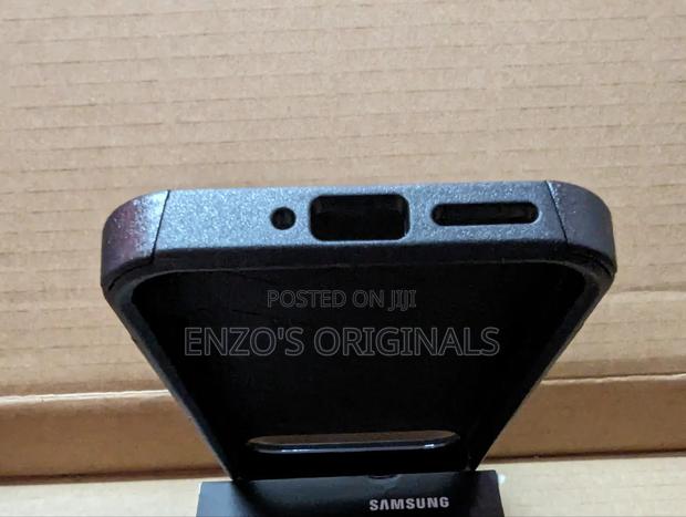 Pixel 9pro XL Case Light Rugged Solid Protection Extra Hard · Photo 3