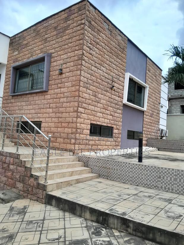4bdrm House in Kwabenya for sale · Photo 2
