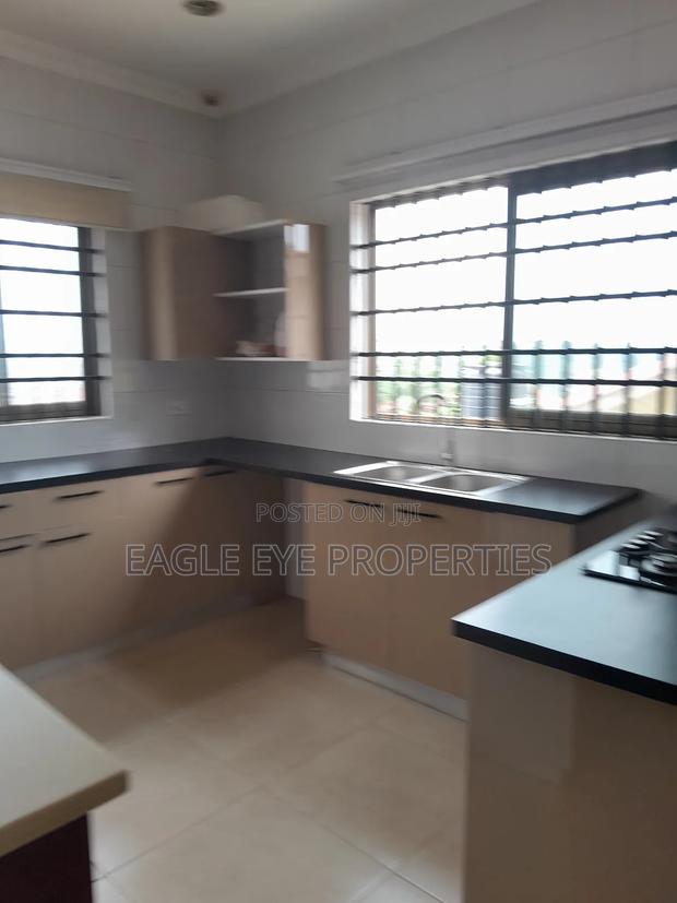 4bdrm House in Kwabenya for sale · Photo 5