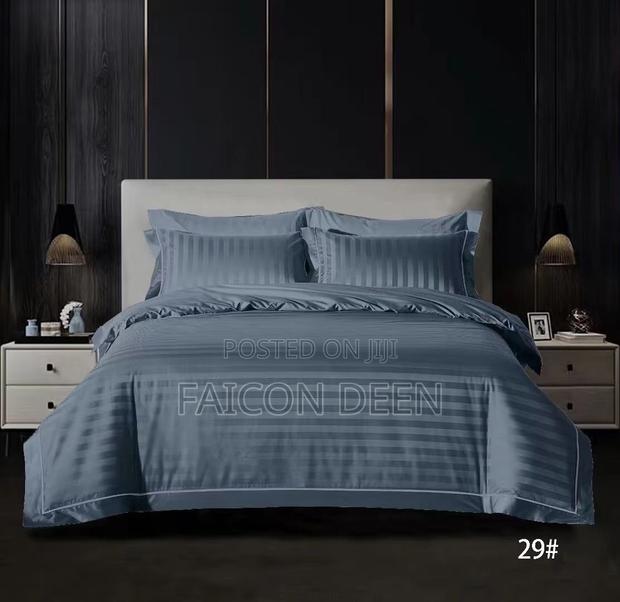 Perfect Cotton 2 Plain Bedsheets,4 Pillow Cases(In Diff Colo · Photo 1
