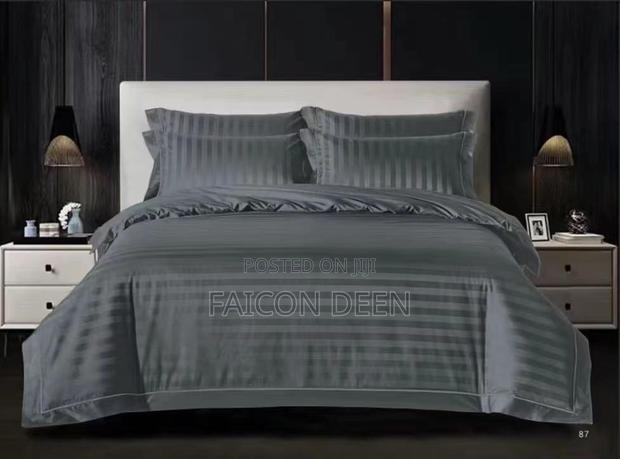 2 Plain Cotton Bedsheets,4 Pillow Cases for Hotels(100%Cotto · Photo 1