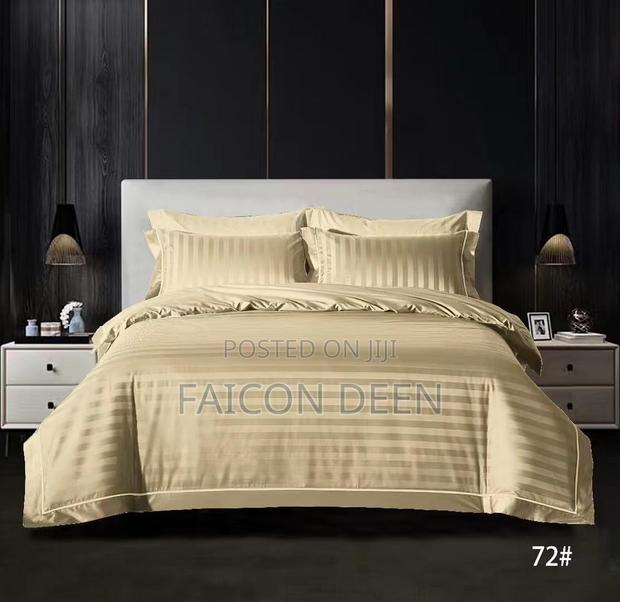 Stylish 2 Plain Cotton Bedsheets, 4 Pillow Cases for Hotels · Photo 1