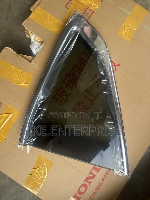 Honda CRV Body Vent Quarter Side 2017,2018,2019,2020,2021,2022 · Photo 1