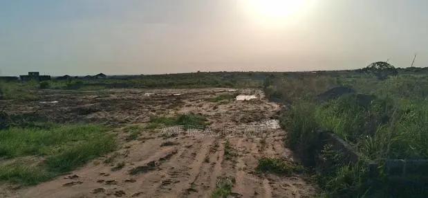 New Ningo Prampram # Exclusive Estate Full Plots! · Photo 1