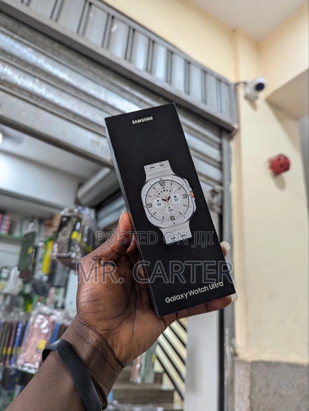 Galaxy Watch Ultra · Photo 3