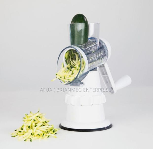 Multifunctional Vegetables Cutter/ Slicer · Photo 5