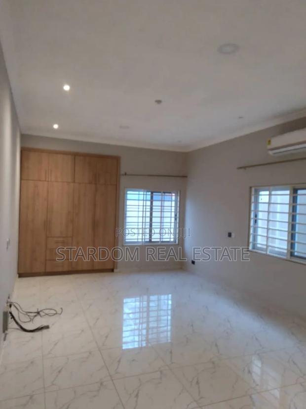 3bdrm Duplex in Spintex for rent · Photo 5