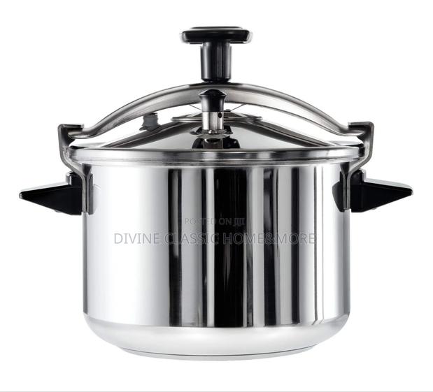 9lit Aluminium Pressure Cooker · Photo 1