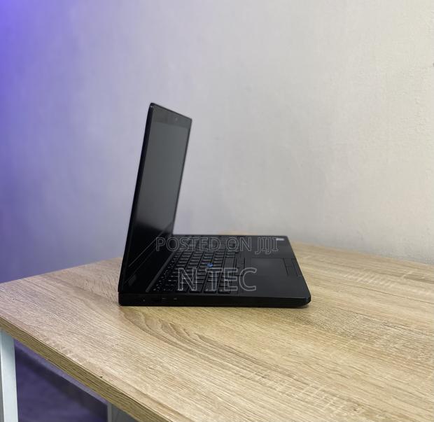 Laptop Dell Latitude 5590 16GB Intel Core I5 SSD 256GB · Photo 3