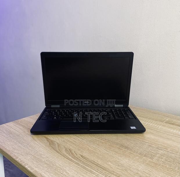 Laptop Dell Latitude 5590 16GB Intel Core I5 SSD 256GB · Photo 1