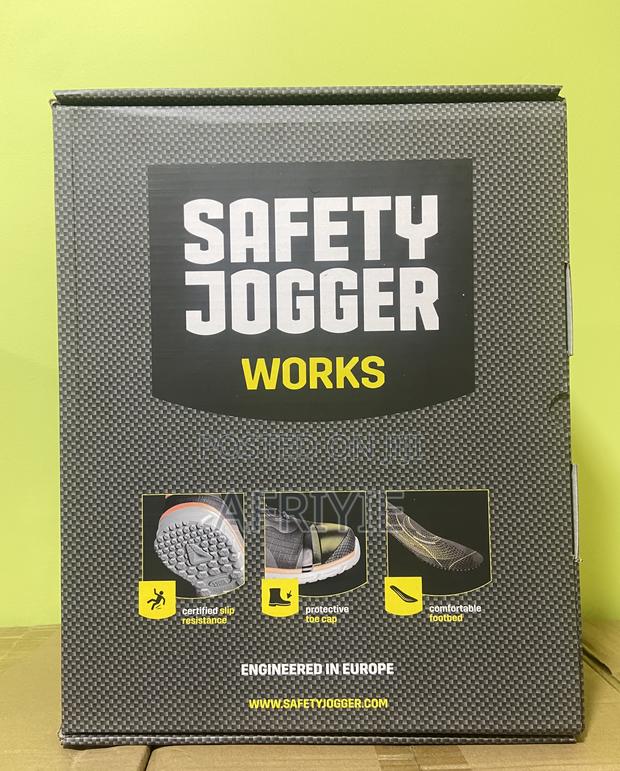 Safety Joggers · Photo 2