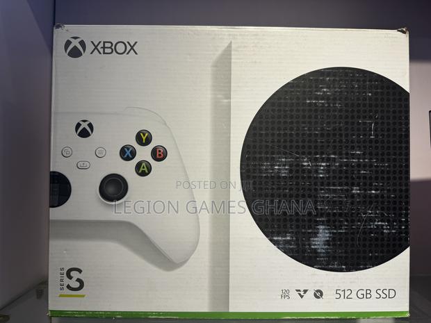 Microsoft Xbox Series S · Photo 1