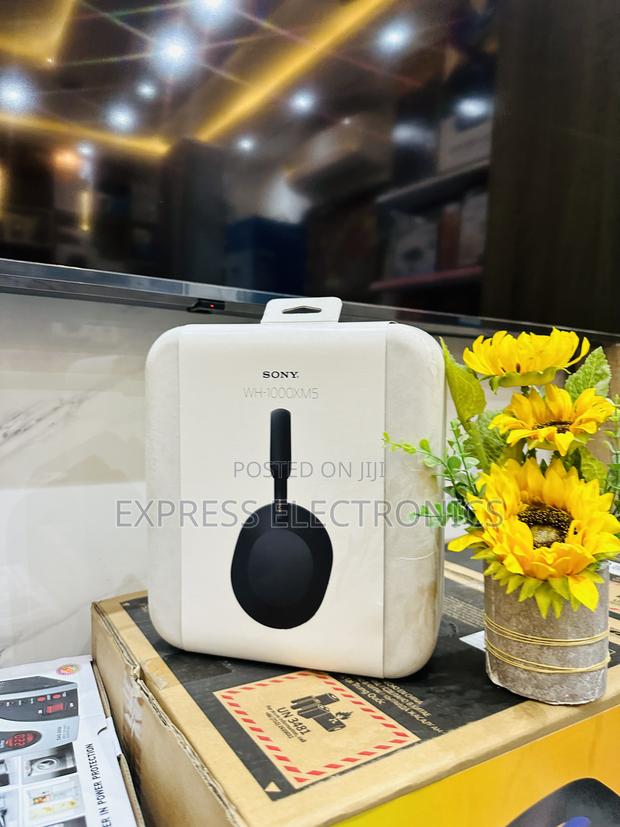 ᄆᄆSONY WH-1000XM5 Headset Sony · Photo 1