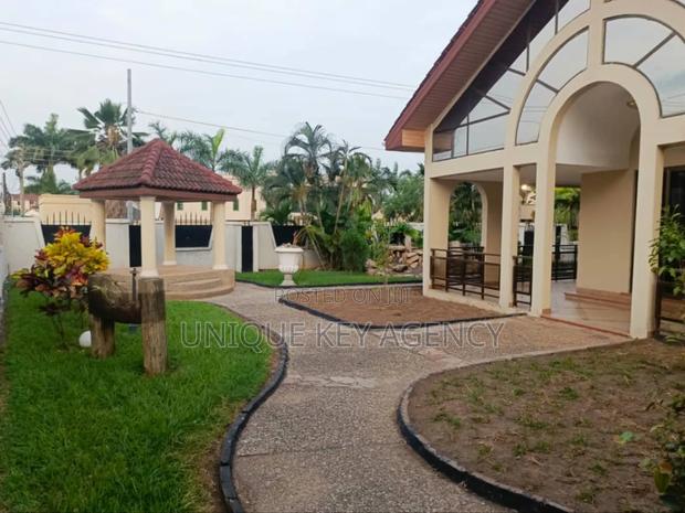 Office at East Legon to Let · Photo 2
