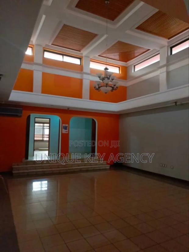 Office at East Legon to Let · Photo 3