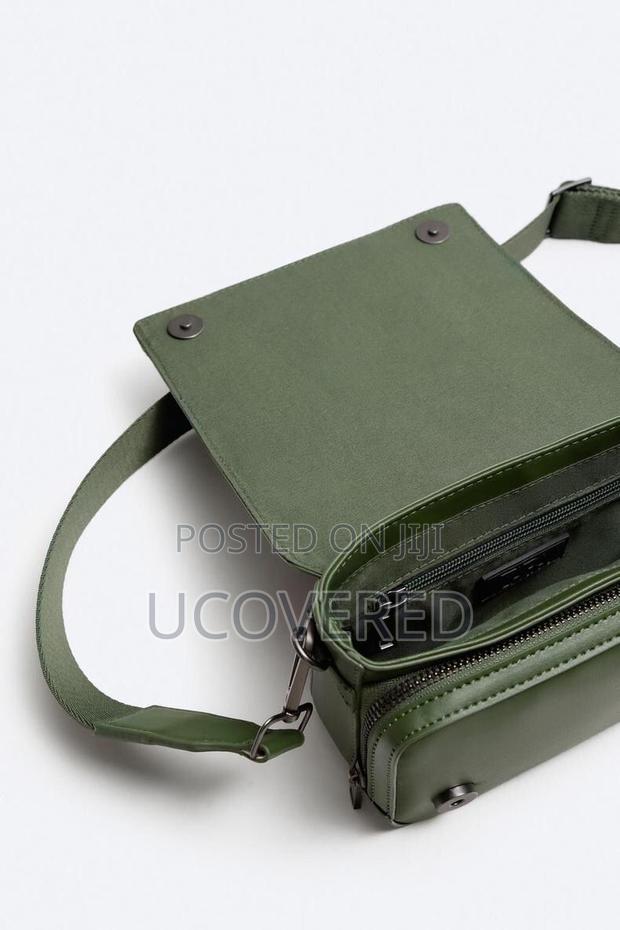 Zara Real Leather Cross Bag · Photo 4