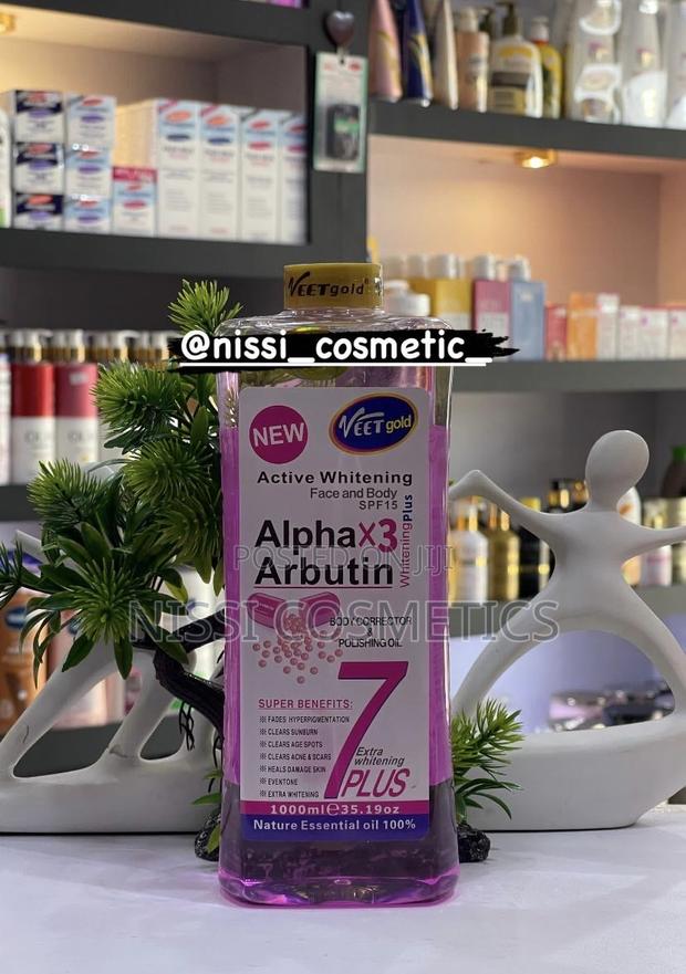 Veet Gold Body Oil · Photo 1