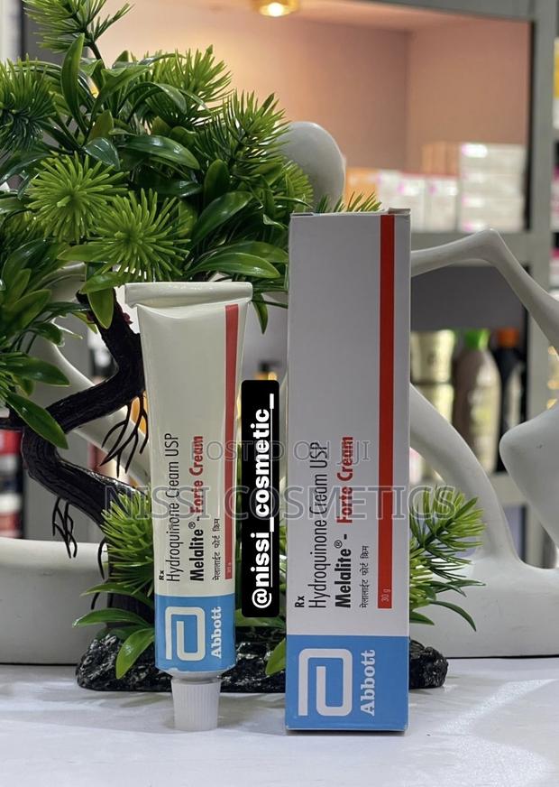 Hydroquinone · Photo 1