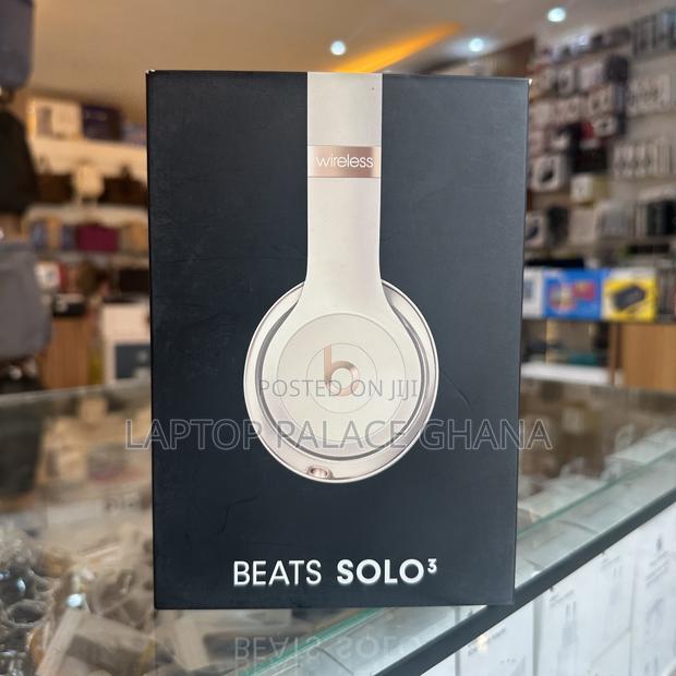 Beat Solo 3 Gold · Photo 1