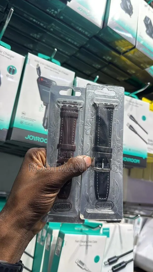 Smooth Grain Genuine Leather Apple Watch Strap |38 -44| · Photo 1