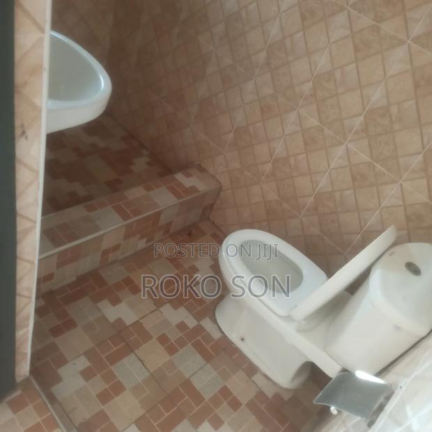 2bdrm Apartment in Dr Roko, Ablekuma for rent · Photo 8