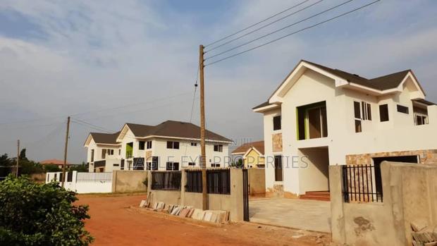 4bdrm House in North Legon for sale · Photo 4