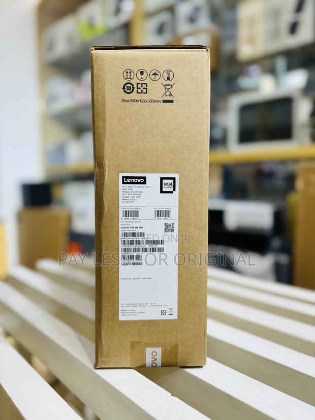 New Laptop Lenovo V15 G4 8GB Intel Core i5 SSD 512GB · Photo 2
