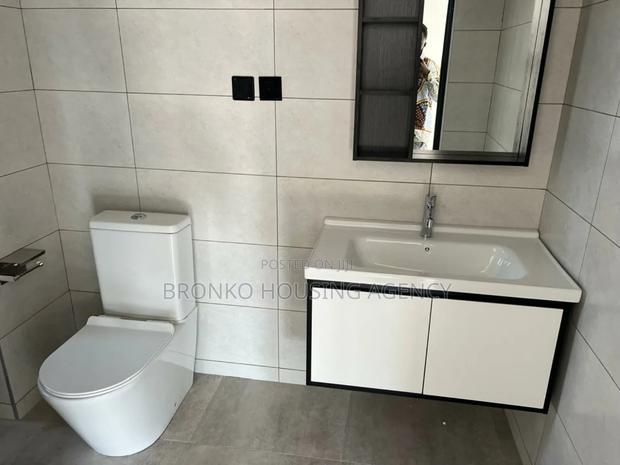 3bdrm Townhouse / Terrace in Bronko Housing, North Legon for rent · Photo 3