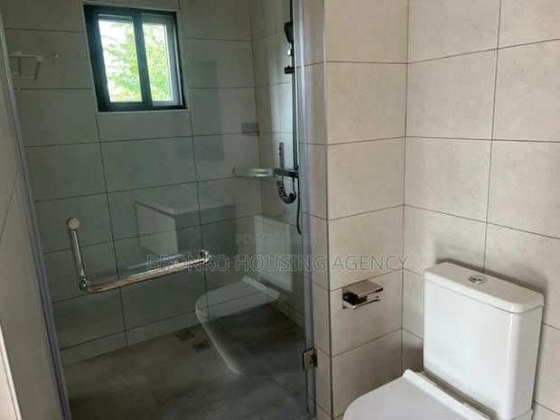 3bdrm Townhouse / Terrace in Bronko Housing, North Legon for rent · Photo 4