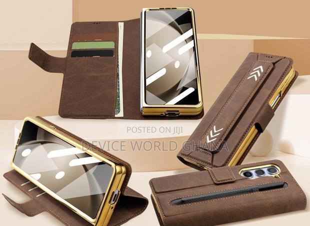 Zipp Retro Leather Flip Case for Samsung Z Fold 7 6 5 4 3 · Photo 8